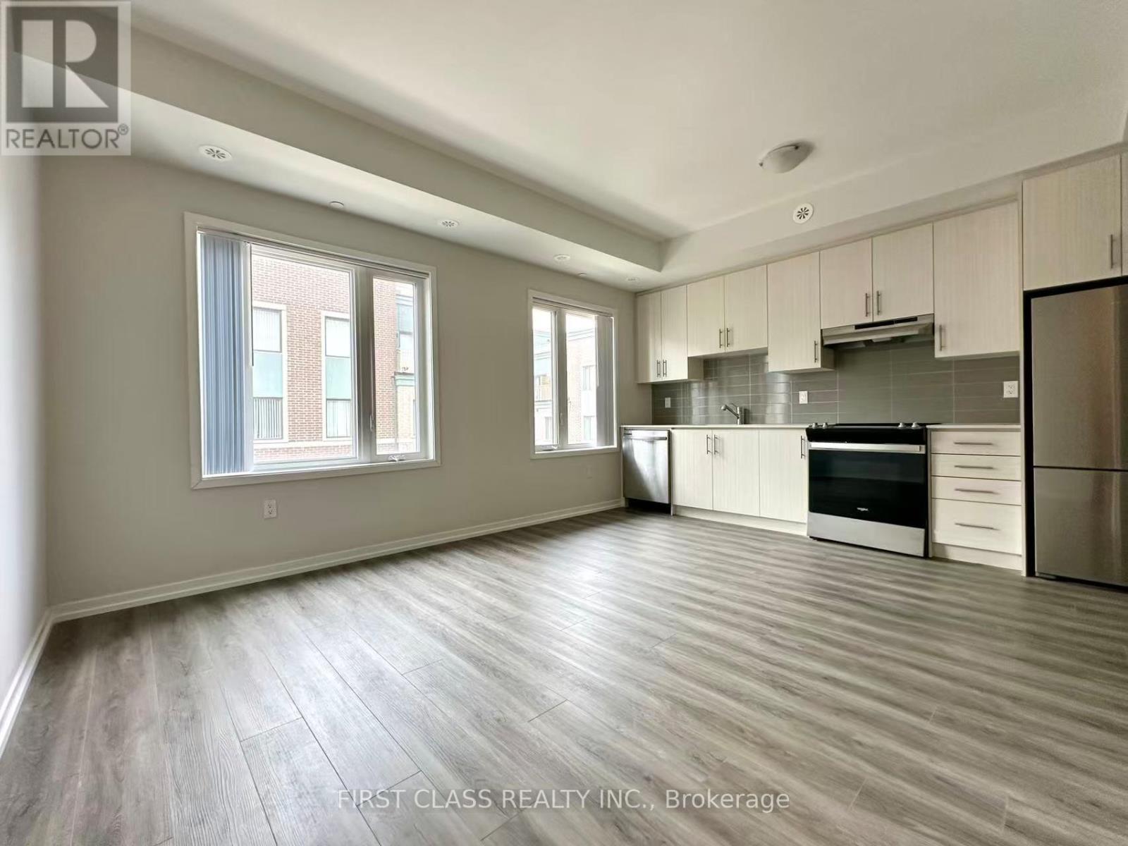 51 William Jackson Way, Toronto, Ontario  M8V 0J5 - Photo 2 - W12948720