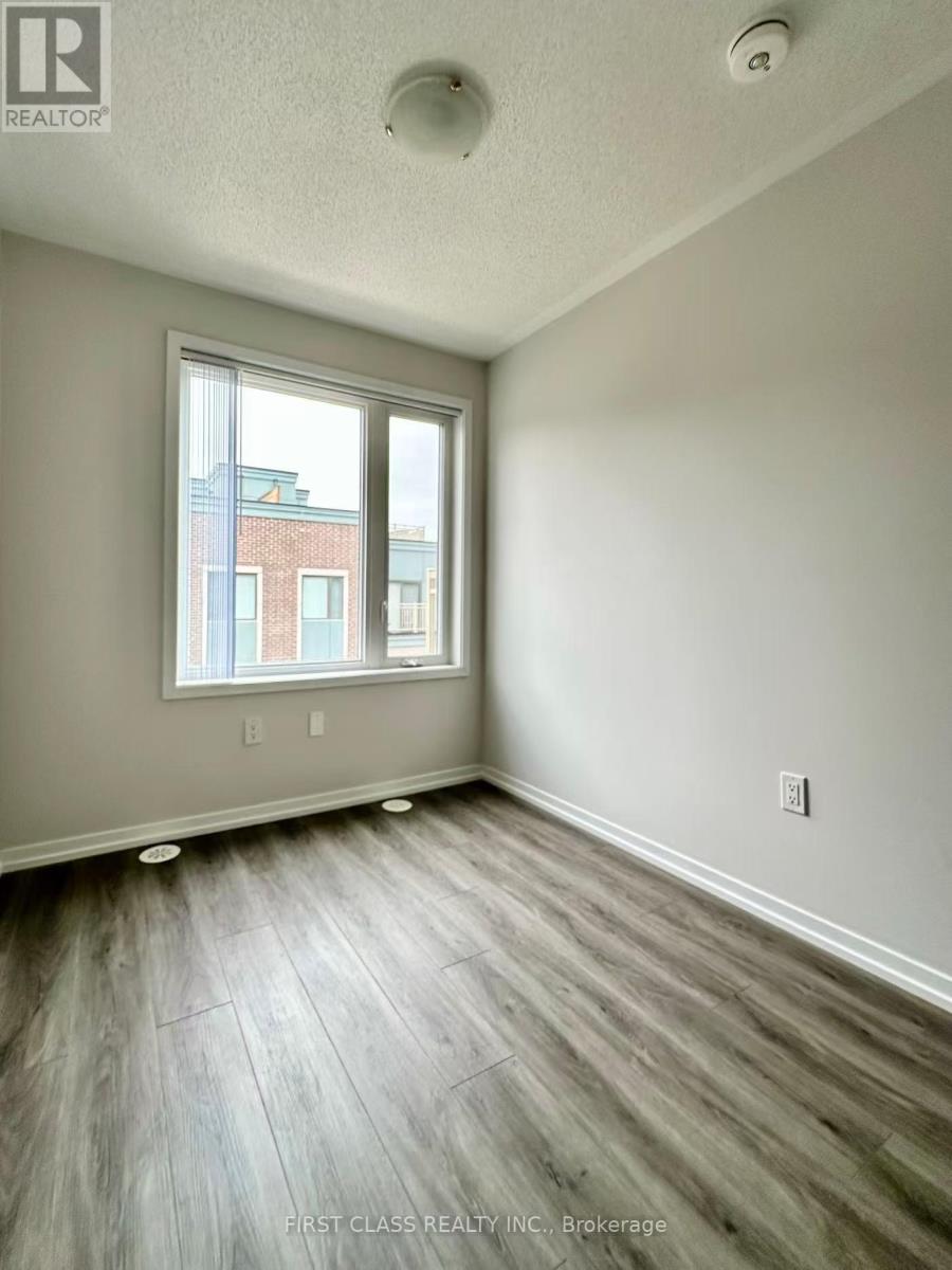 51 William Jackson Way, Toronto, Ontario  M8V 0J5 - Photo 4 - W12948720