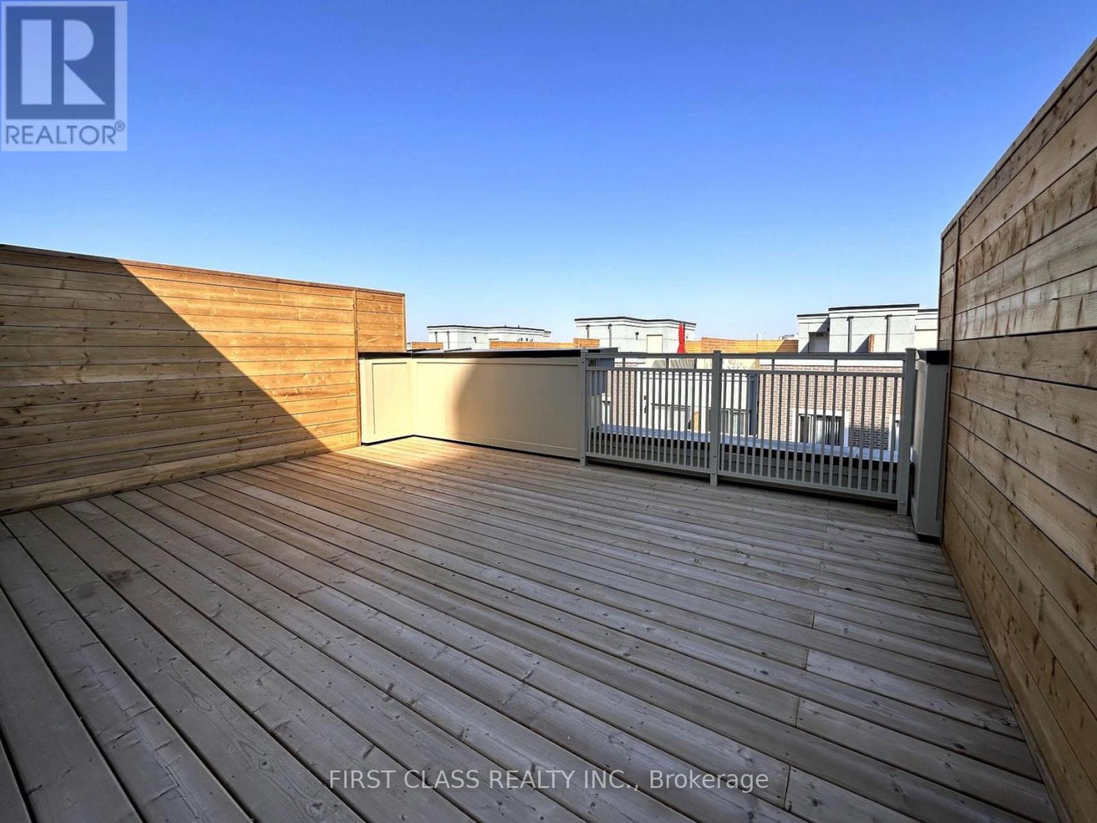 51 William Jackson Way, Toronto, Ontario  M8V 0J5 - Photo 8 - W12948720