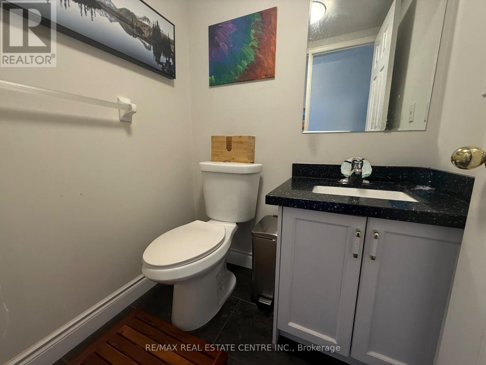 2225 Dale Ridge Drive, Oakville, Ontario  L6M 3L4 - Photo 15 - W12948734