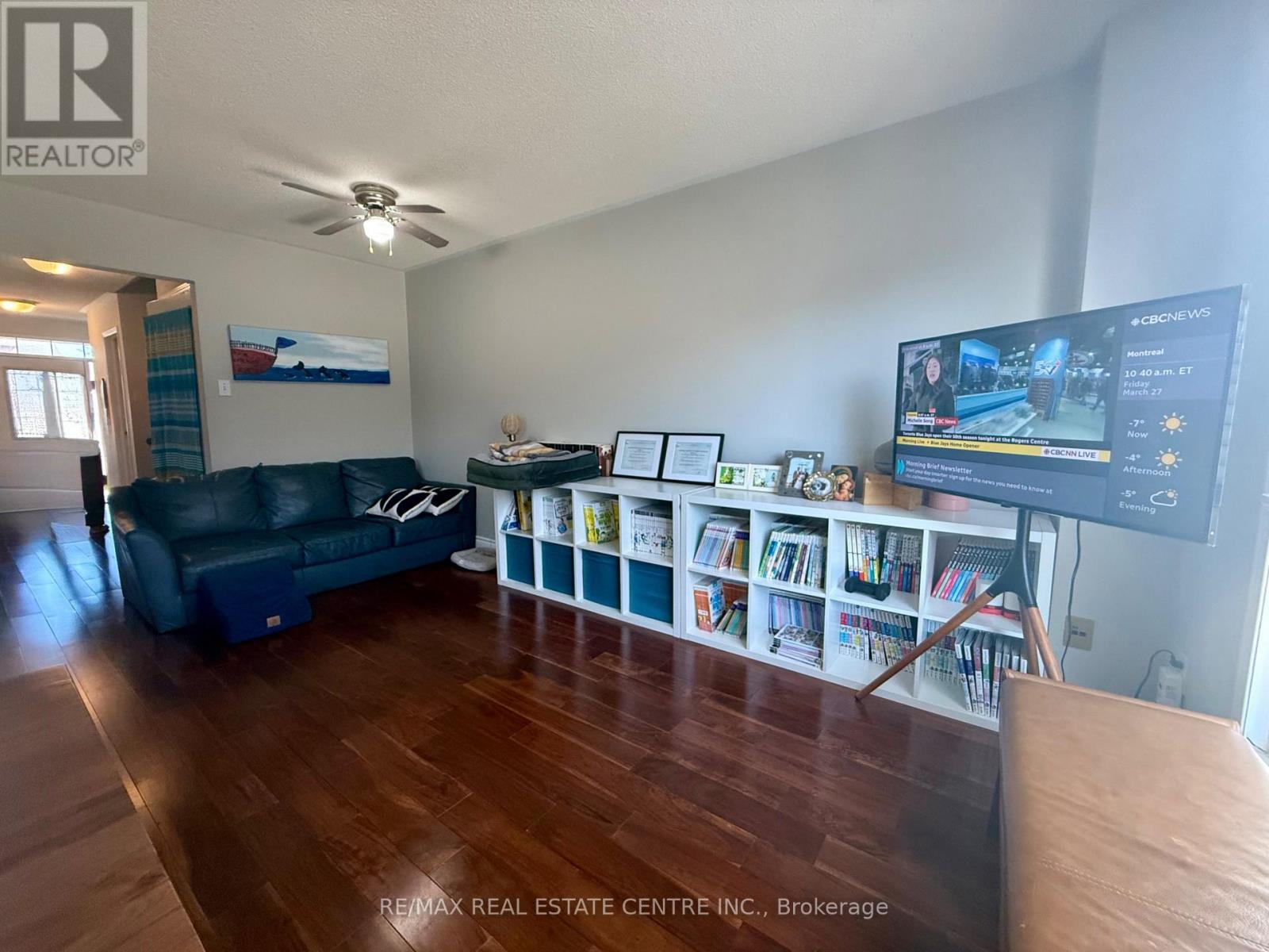 2225 Dale Ridge Drive, Oakville, Ontario  L6M 3L4 - Photo 5 - W12948734