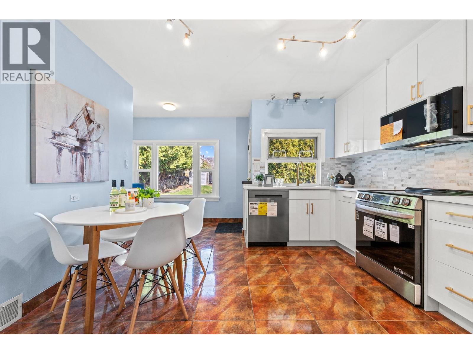 341 Sherbrooke Street, New Westminster, British Columbia  V3L 3M4 - Photo 8 - R3106178