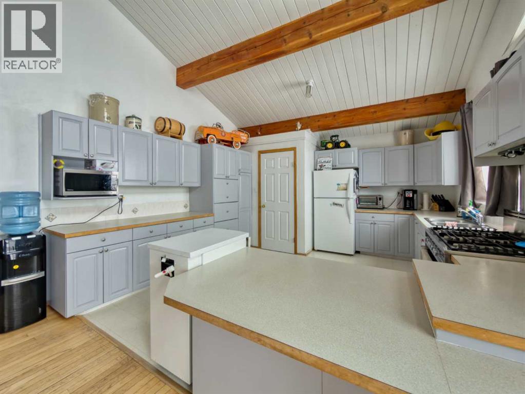 22057 Rg Rd 252, Aetna, Alberta  T0K 0K0 - Photo 5 - A2296067