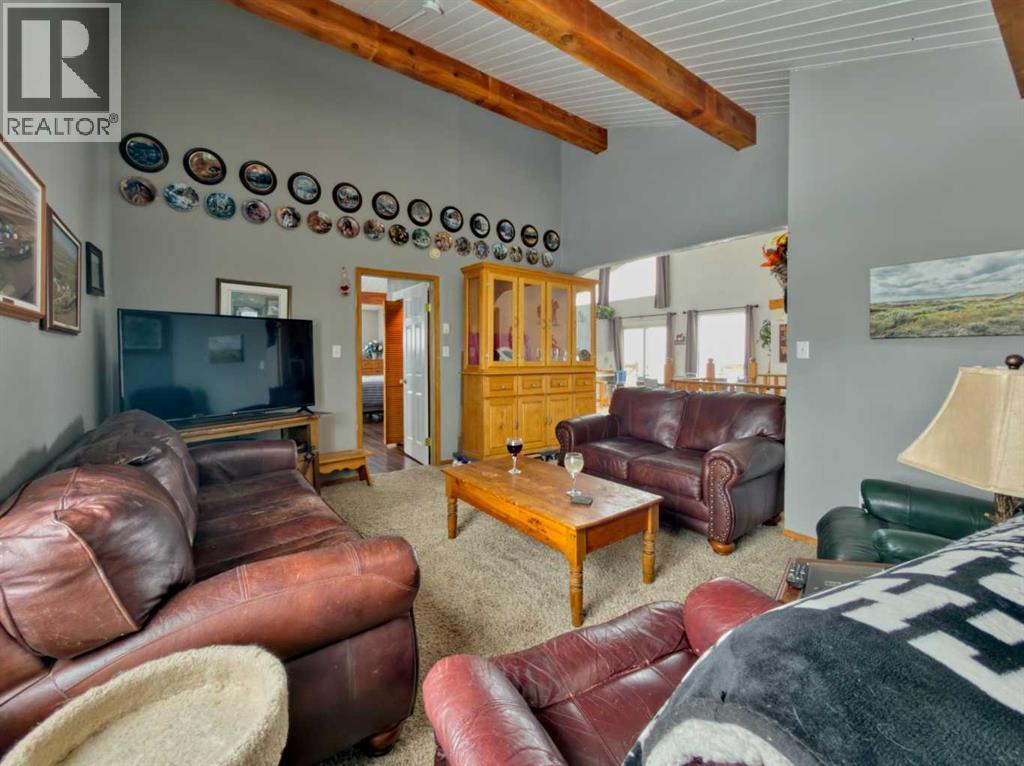 22057 Rg Rd 252, Aetna, Alberta  T0K 0K0 - Photo 10 - A2296067