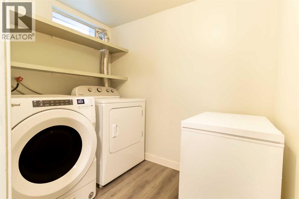 967 Northmount Drive Nw, Calgary, Alberta  T2L 0B1 - Photo 16 - A2296549