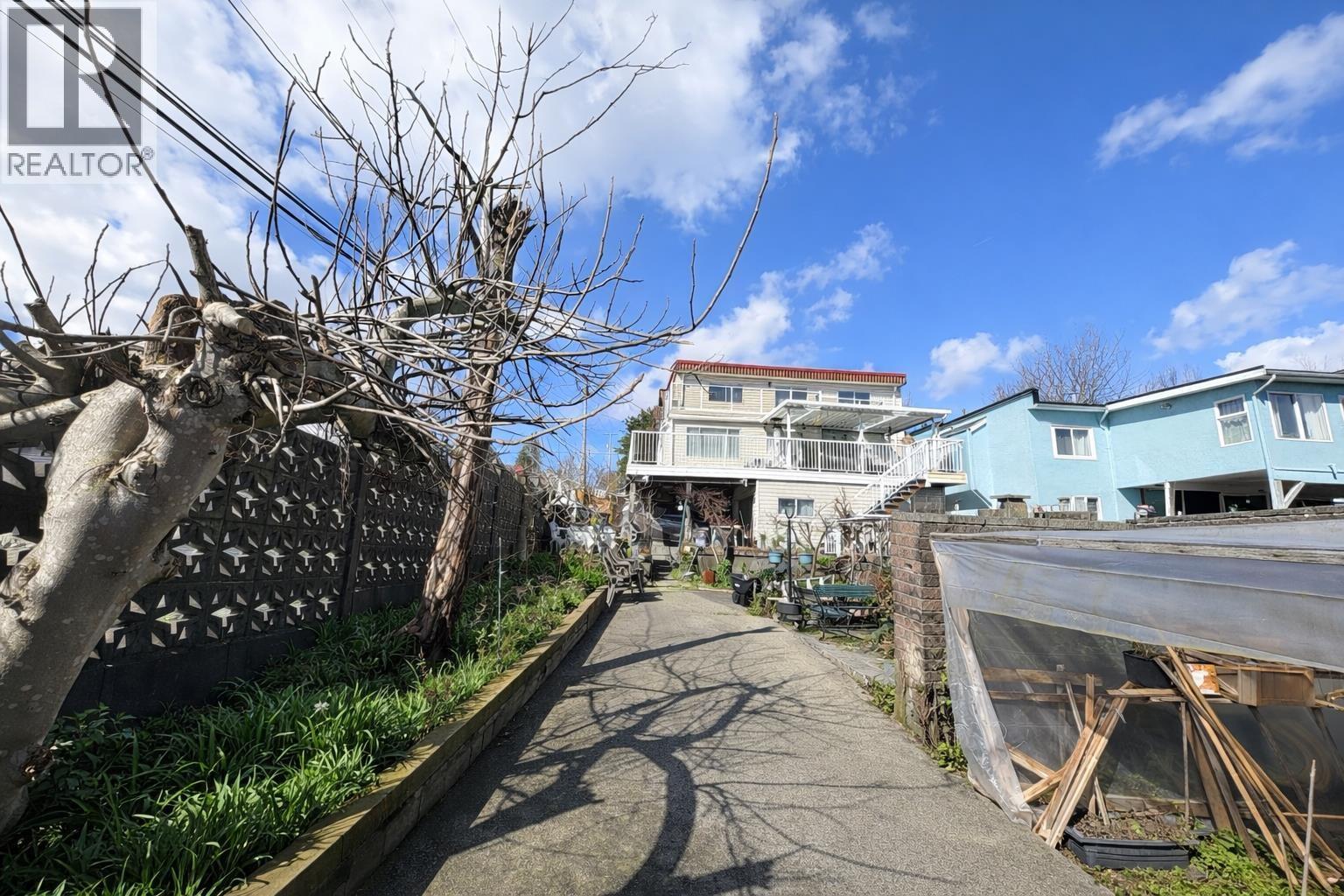 1728 Seventh Avenue, New Westminster, British Columbia  V3M 2K8 - Photo 5 - R3106284