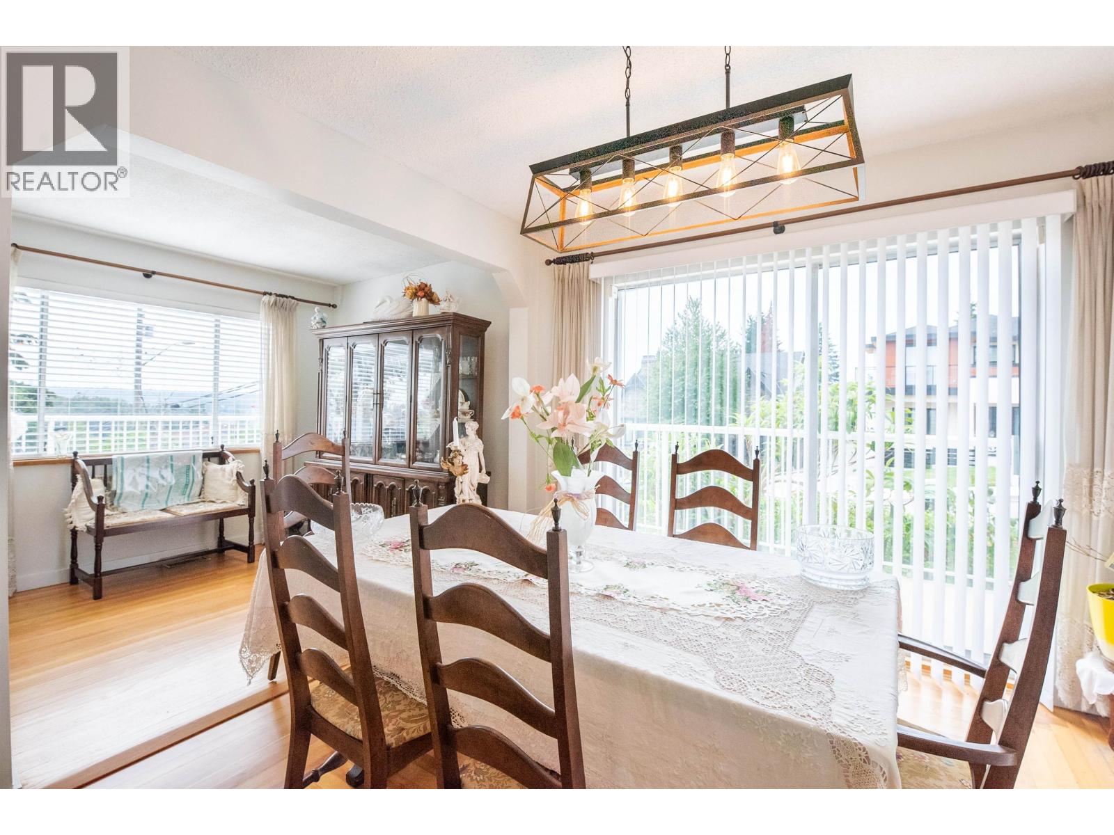 1728 Seventh Avenue, New Westminster, British Columbia  V3M 2K8 - Photo 11 - R3106284