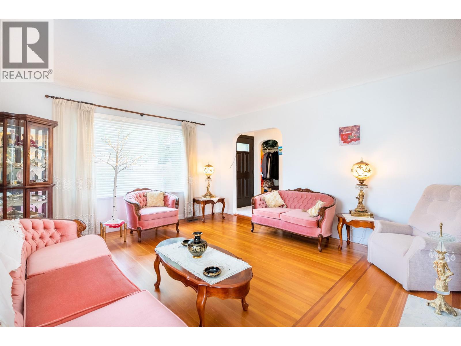 1728 Seventh Avenue, New Westminster, British Columbia  V3M 2K8 - Photo 8 - R3106284