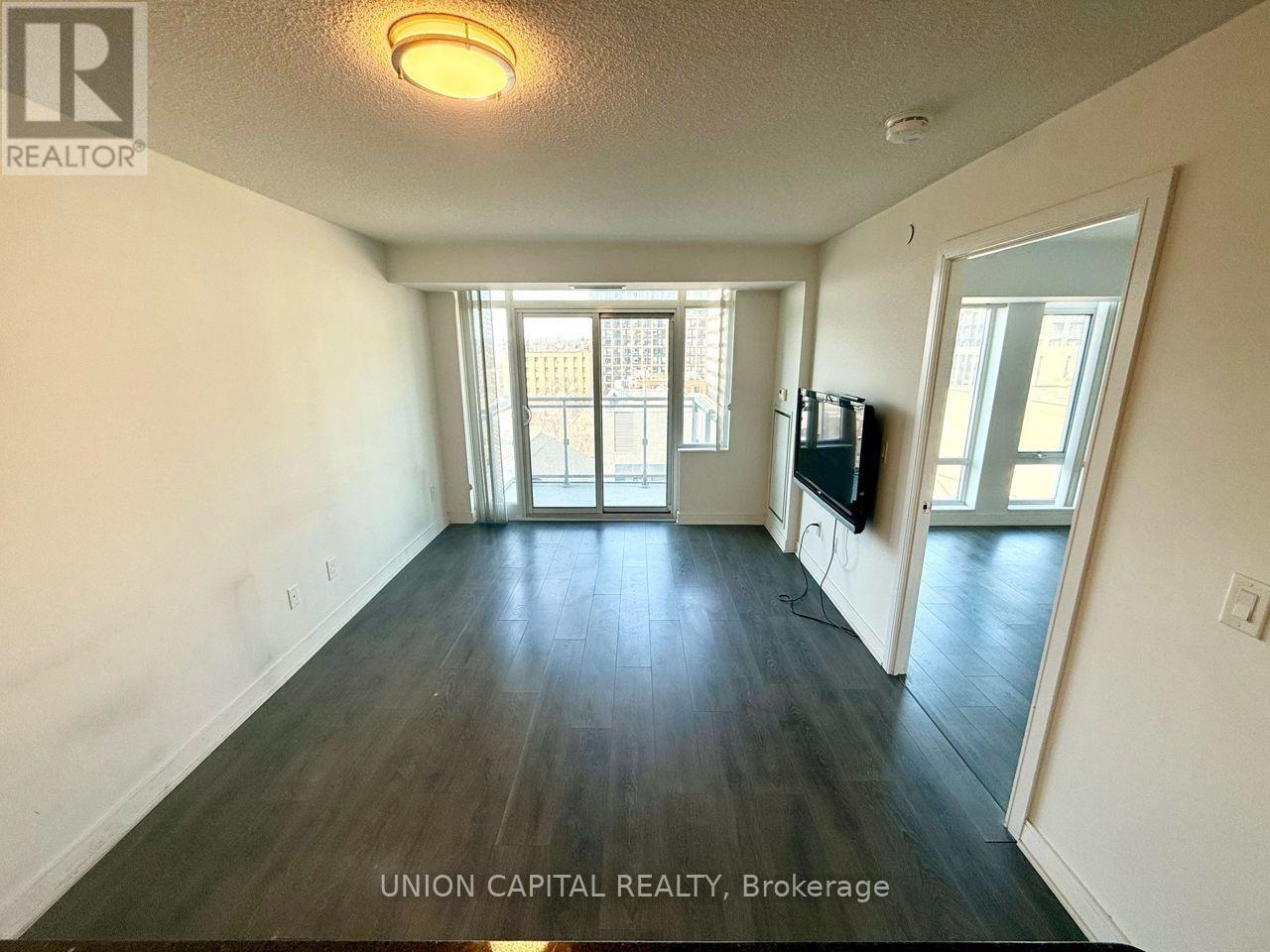 1008 - 525 Adelaide Street W, Toronto, Ontario  M5V 0N7 - Photo 10 - C12948744