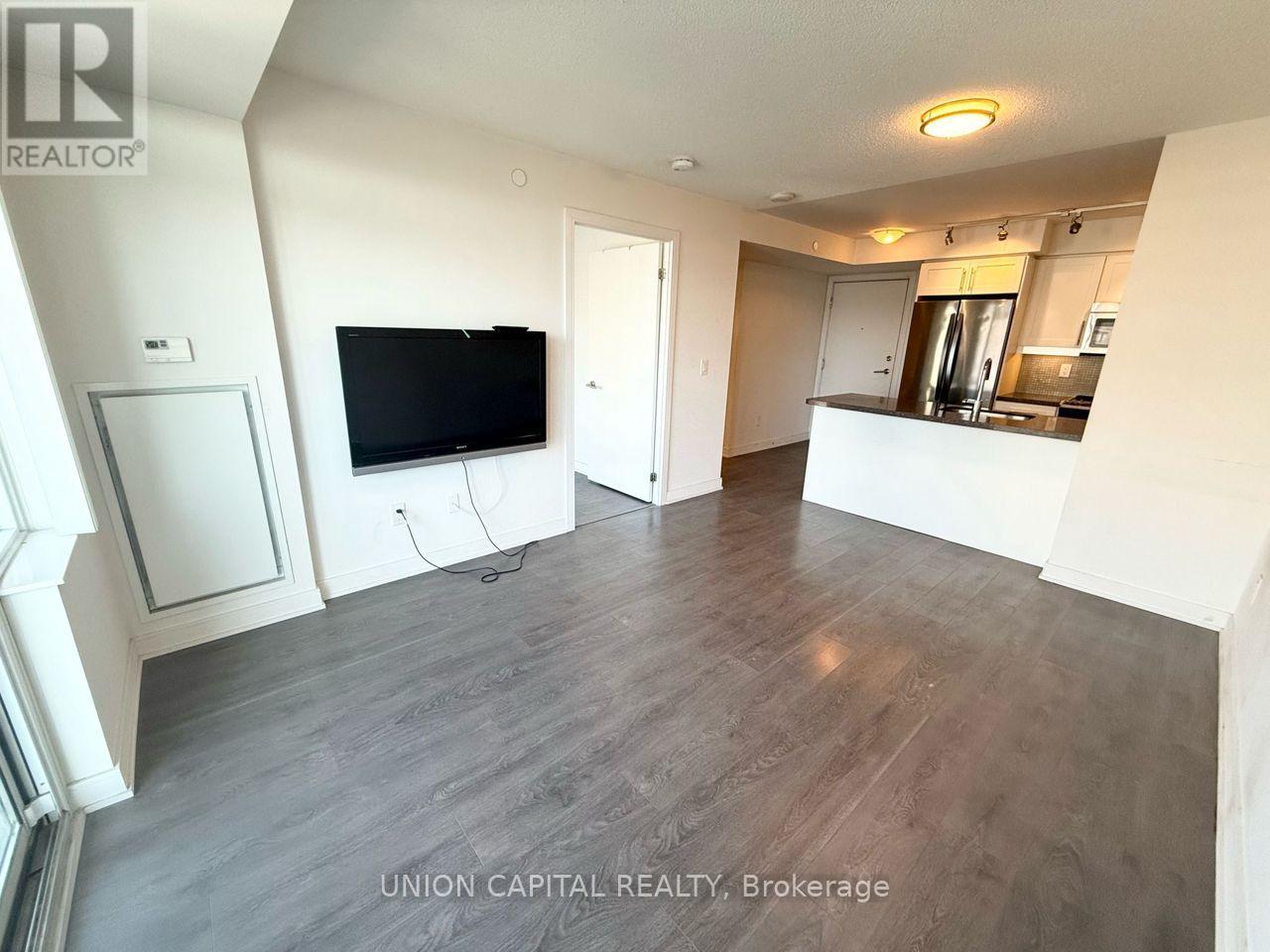 1008 - 525 Adelaide Street W, Toronto, Ontario  M5V 0N7 - Photo 4 - C12948744