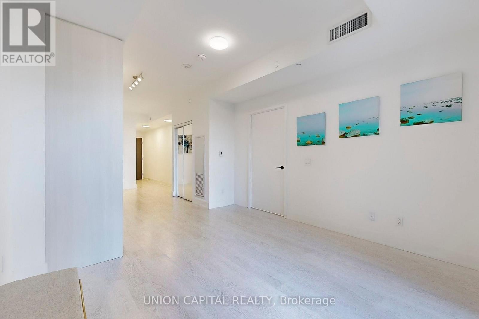 606 - 308 Jarvis Street, Toronto, Ontario  M5B 0E3 - Photo 4 - C12948748