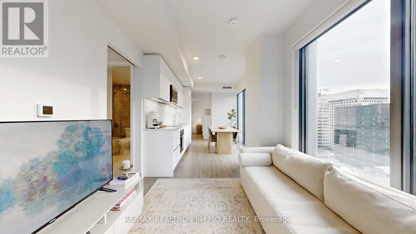 1602 - 8 Cumberland Street, Toronto, Ontario  M4W 0B6 - Photo 13 - C12948756