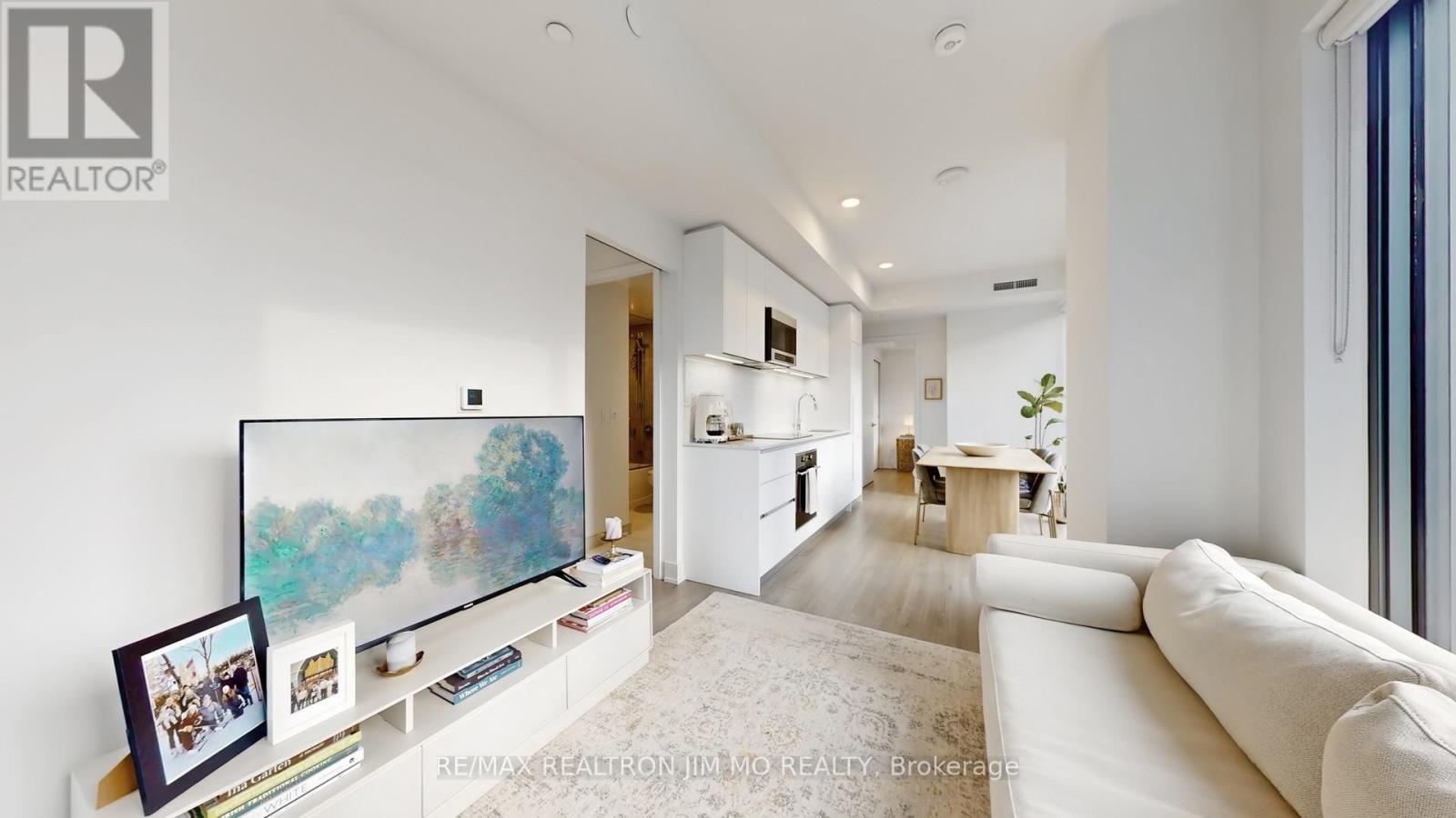 1602 - 8 Cumberland Street, Toronto, Ontario  M4W 0B6 - Photo 14 - C12948756