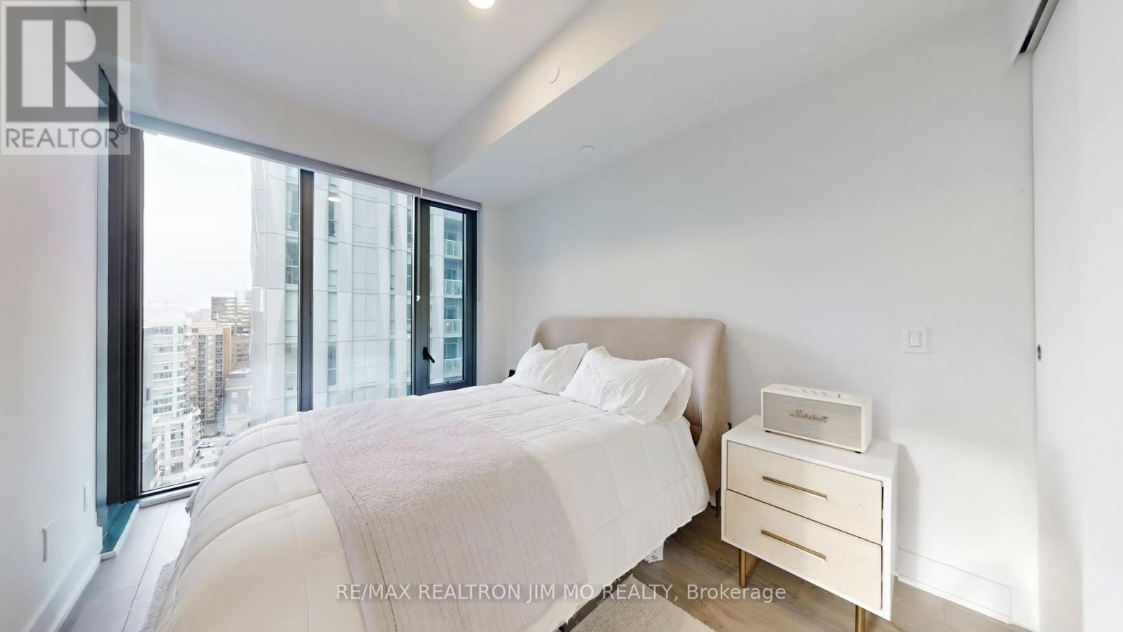 1602 - 8 Cumberland Street, Toronto, Ontario  M4W 0B6 - Photo 20 - C12948756