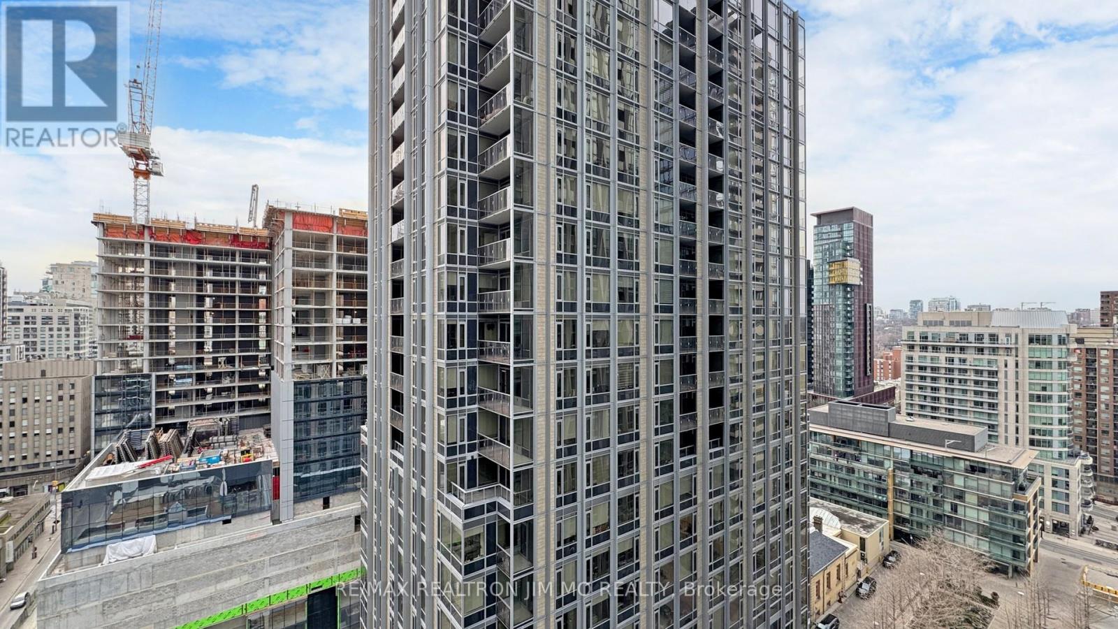 1602 - 8 Cumberland Street, Toronto, Ontario  M4W 0B6 - Photo 33 - C12948756