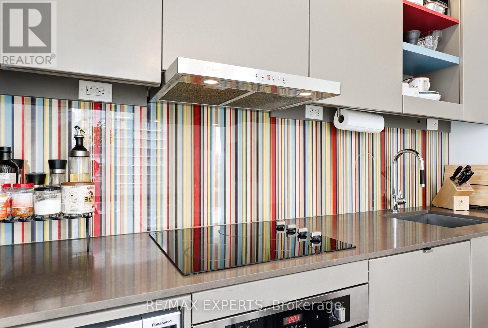 3606 - 101 Peter Street, Toronto, Ontario  M5V 0G6 - Photo 10 - C12948766