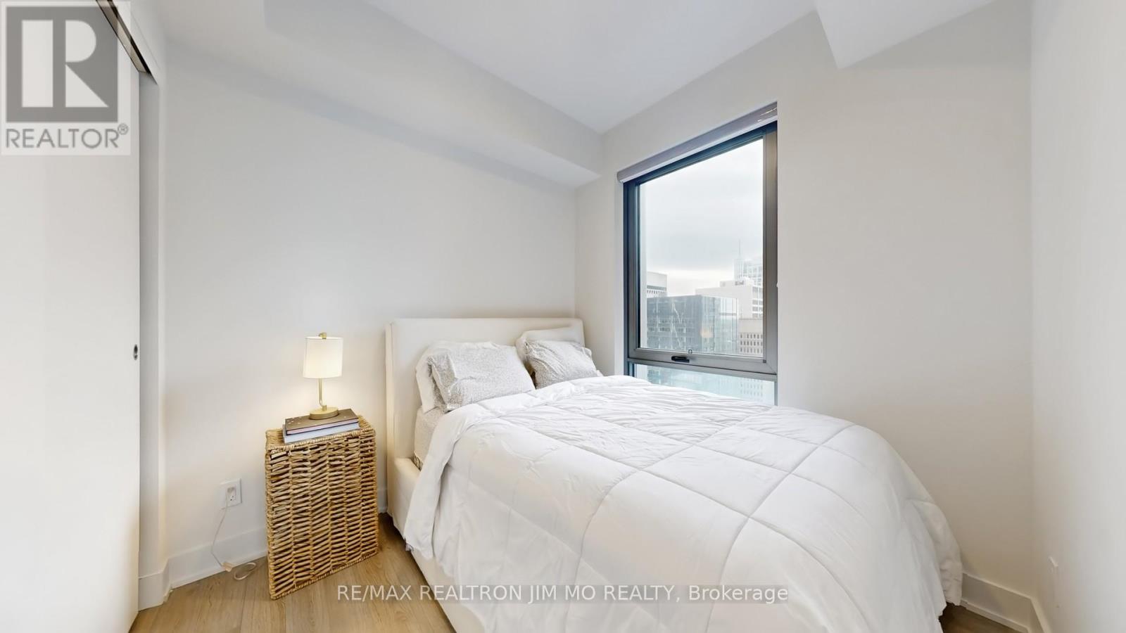 1602 - 8 Cumberland Street, Toronto, Ontario  M4W 0B6 - Photo 24 - C12948768