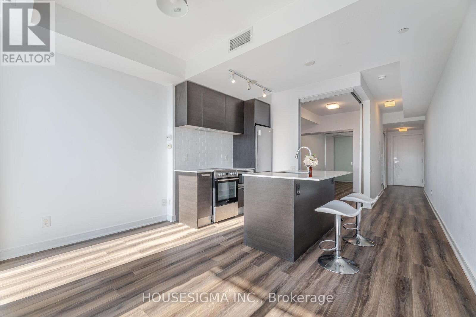 1315 - 57 St Joseph Street, Toronto, Ontario  M5S 0C5 - Photo 14 - C12948790