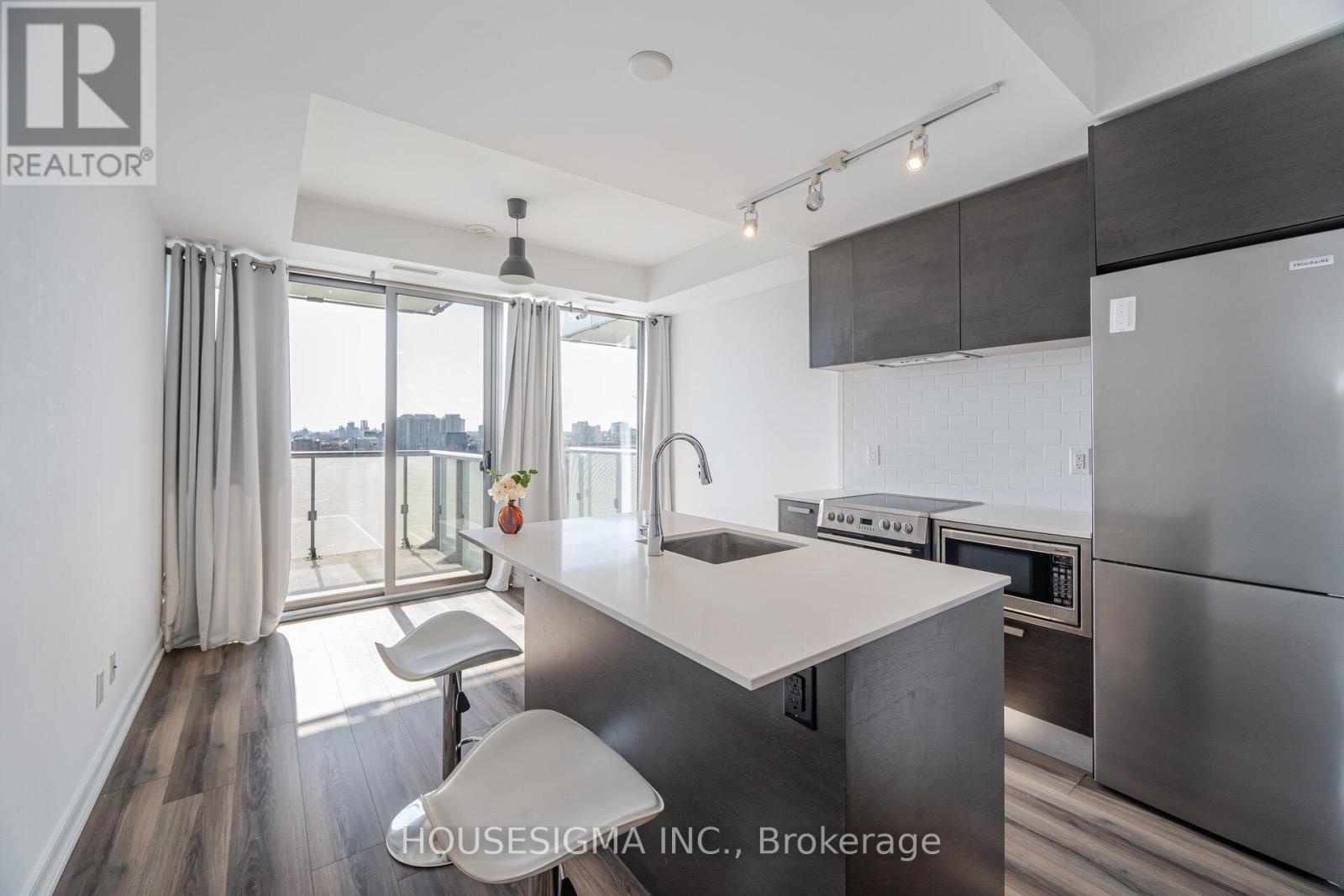 1315 - 57 St Joseph Street, Toronto, Ontario  M5S 0C5 - Photo 15 - C12948790