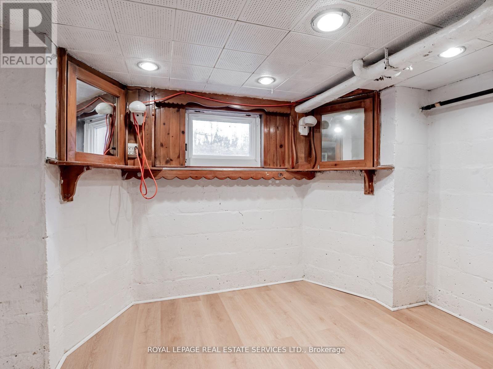 7 Duplex Crescent, Toronto, Ontario  M5P 1J1 - Photo 34 - C12948796