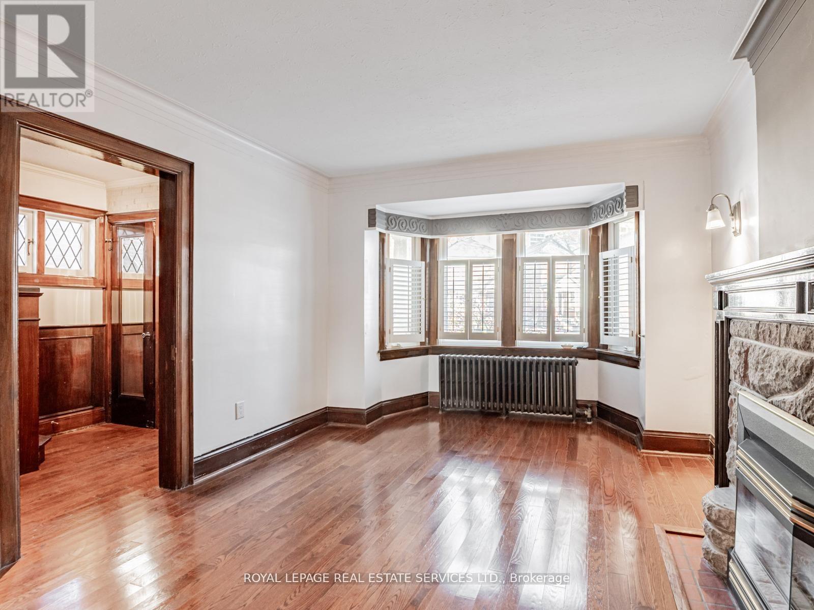 7 Duplex Crescent, Toronto, Ontario  M5P 1J1 - Photo 8 - C12948796