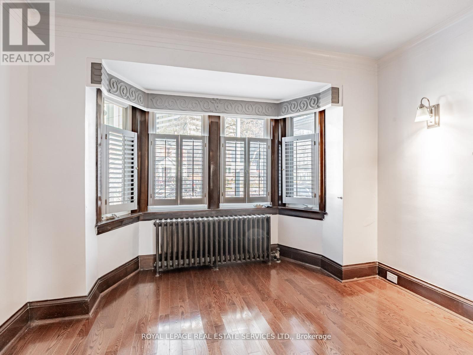 7 Duplex Crescent, Toronto, Ontario  M5P 1J1 - Photo 9 - C12948796