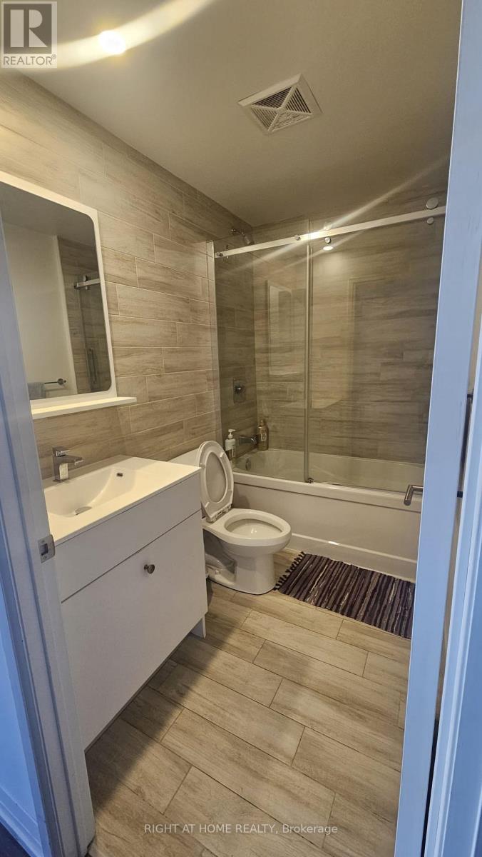 1115 - 75 Canterbury Place E, Toronto, Ontario  M2N 0L2 - Photo 11 - C12948808