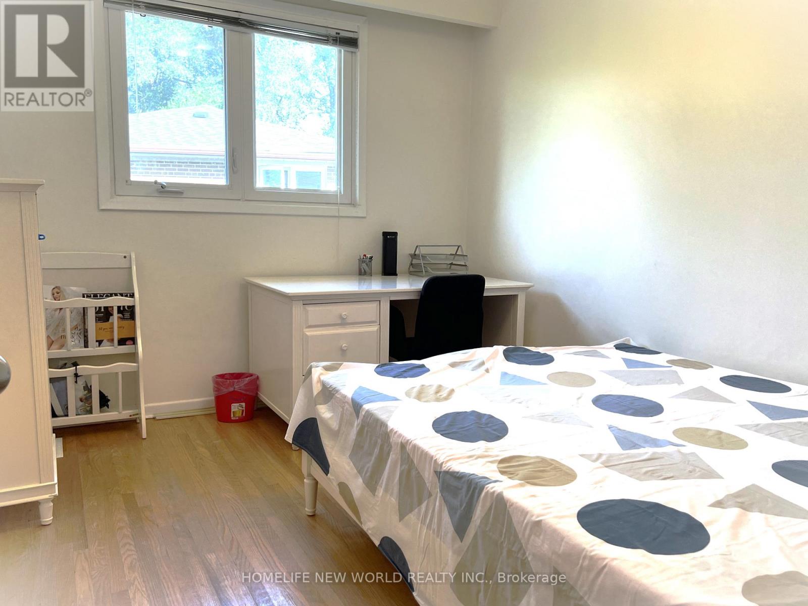 28 Greyhound Drive, Toronto, Ontario  M2H 1K3 - Photo 10 - C12948814