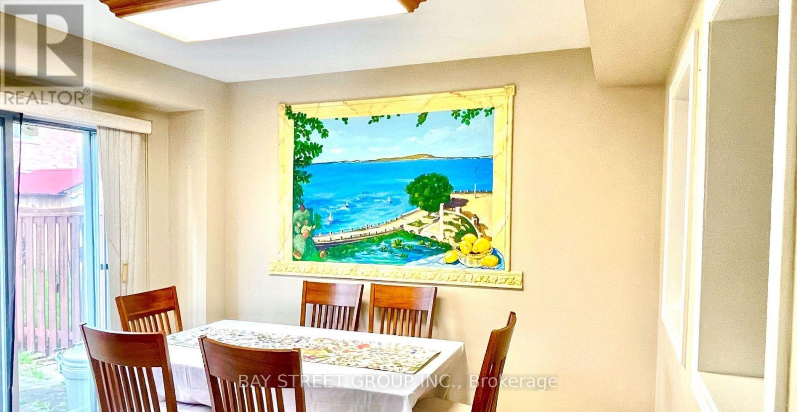 148 Trail Ridge Lane, Markham, Ontario  L6C 2C5 - Photo 11 - N12948746