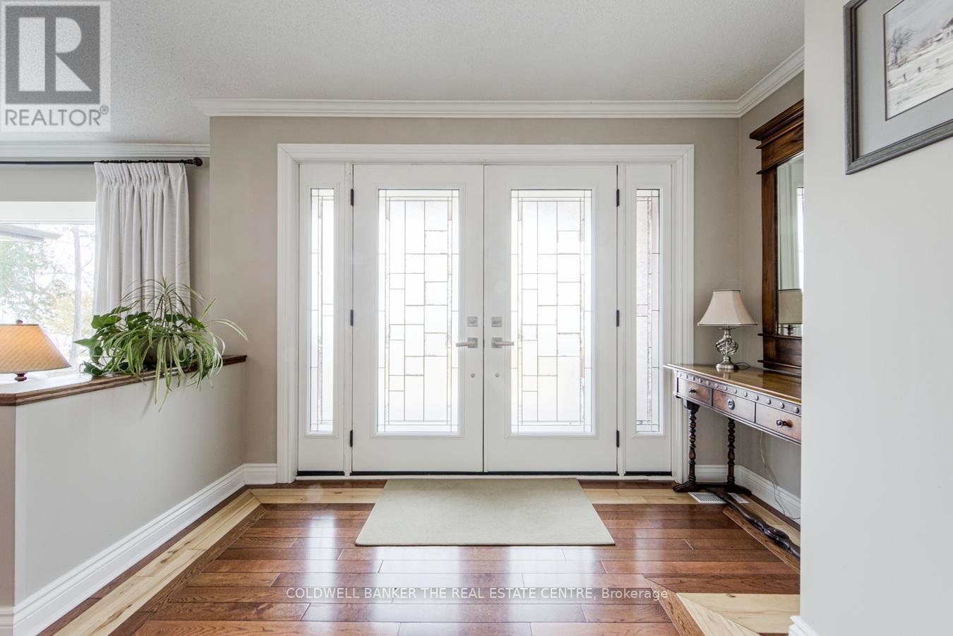 567 Lake Drive E, Georgina, Ontario  L0E 1S0 - Photo 11 - N12948784