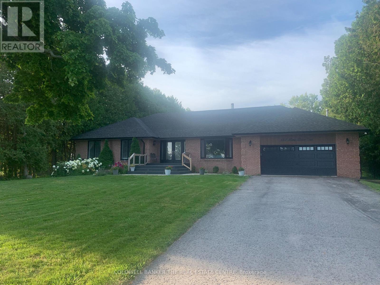 567 Lake Drive E, Georgina, Ontario  L0E 1S0 - Photo 5 - N12948784