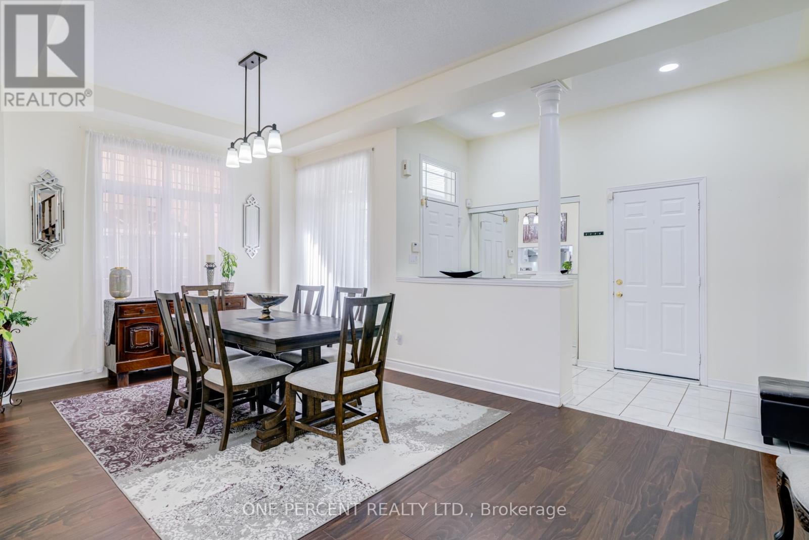 4 Copperstone Crescent, Richmond Hill, Ontario  L4S 2C4 - Photo 4 - N12948792