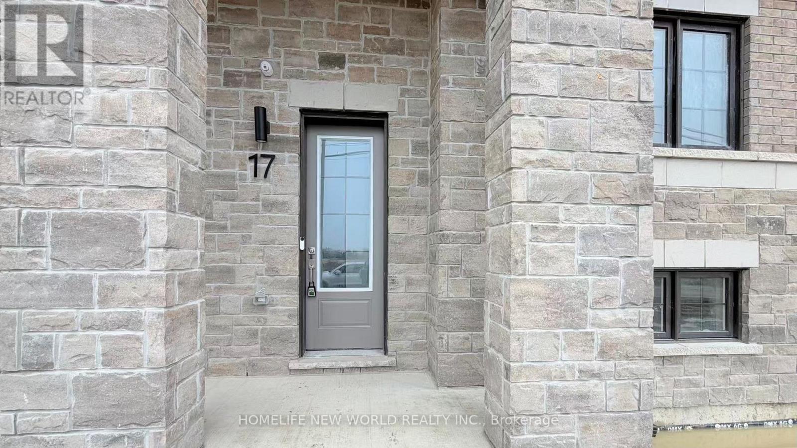 17 Bullata Lane, Richmond Hill, Ontario  L4B 0J7 - Photo 3 - N12948794