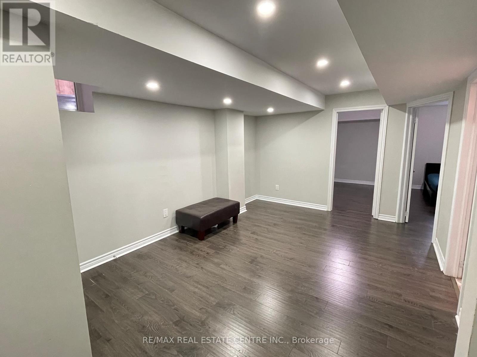 Basement - 7372 Saint Barbara Boulevard, Mississauga, Ontario  L5W 0C3 - Photo 10 - W12948772