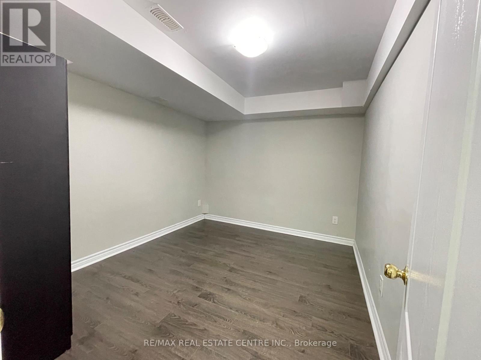 Basement - 7372 Saint Barbara Boulevard, Mississauga, Ontario  L5W 0C3 - Photo 7 - W12948772