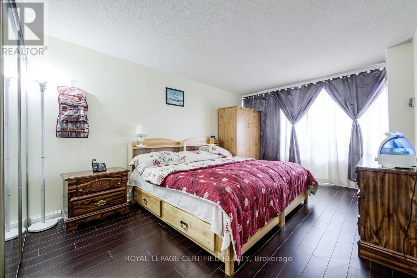2107 - 22 Hanover Road, Brampton, Ontario  L6S 5K7 - Photo 23 - W12948802
