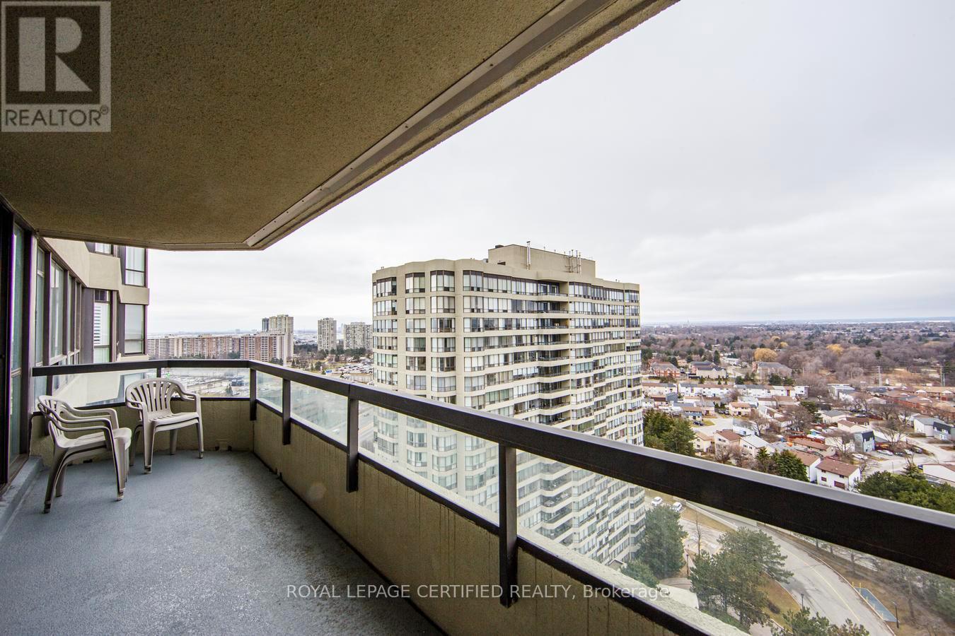 2107 - 22 Hanover Road, Brampton, Ontario  L6S 5K7 - Photo 31 - W12948802