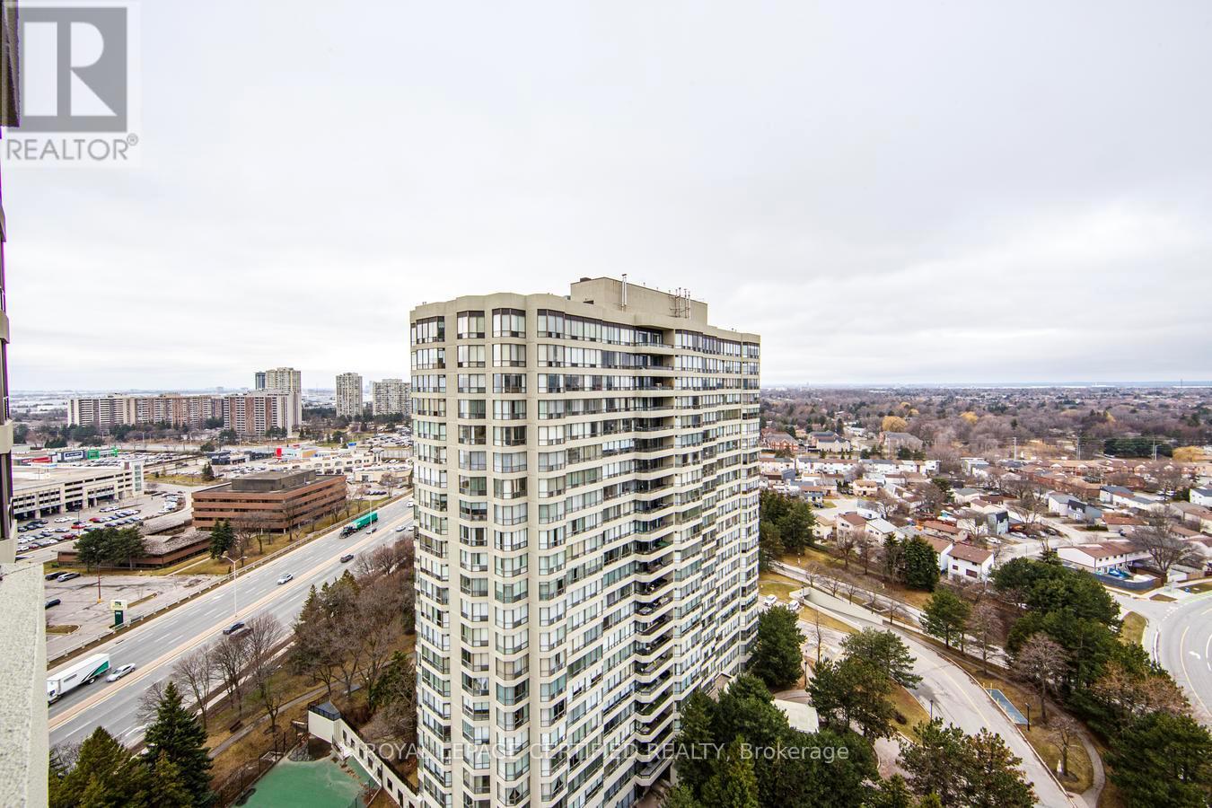 2107 - 22 Hanover Road, Brampton, Ontario  L6S 5K7 - Photo 33 - W12948802