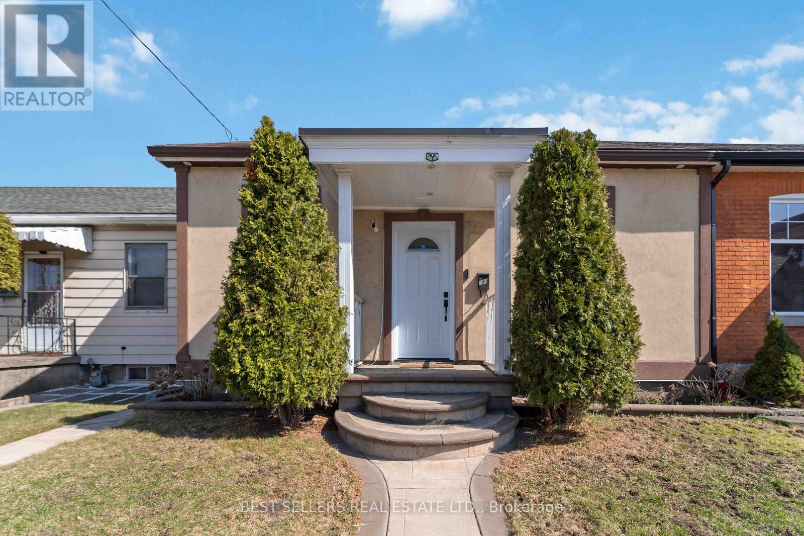 300 EAST AVENUE N, Hamilton, Ontario