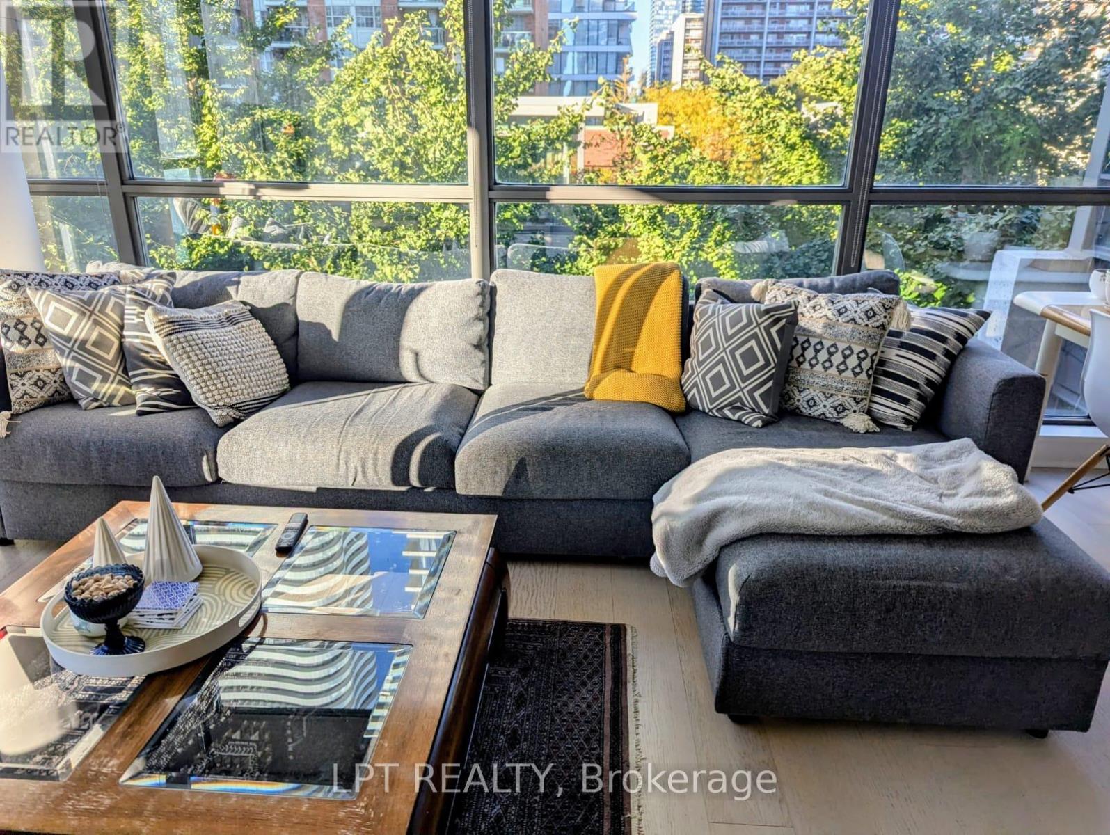 403 - 281 MUTUAL STREET, Toronto, Ontario