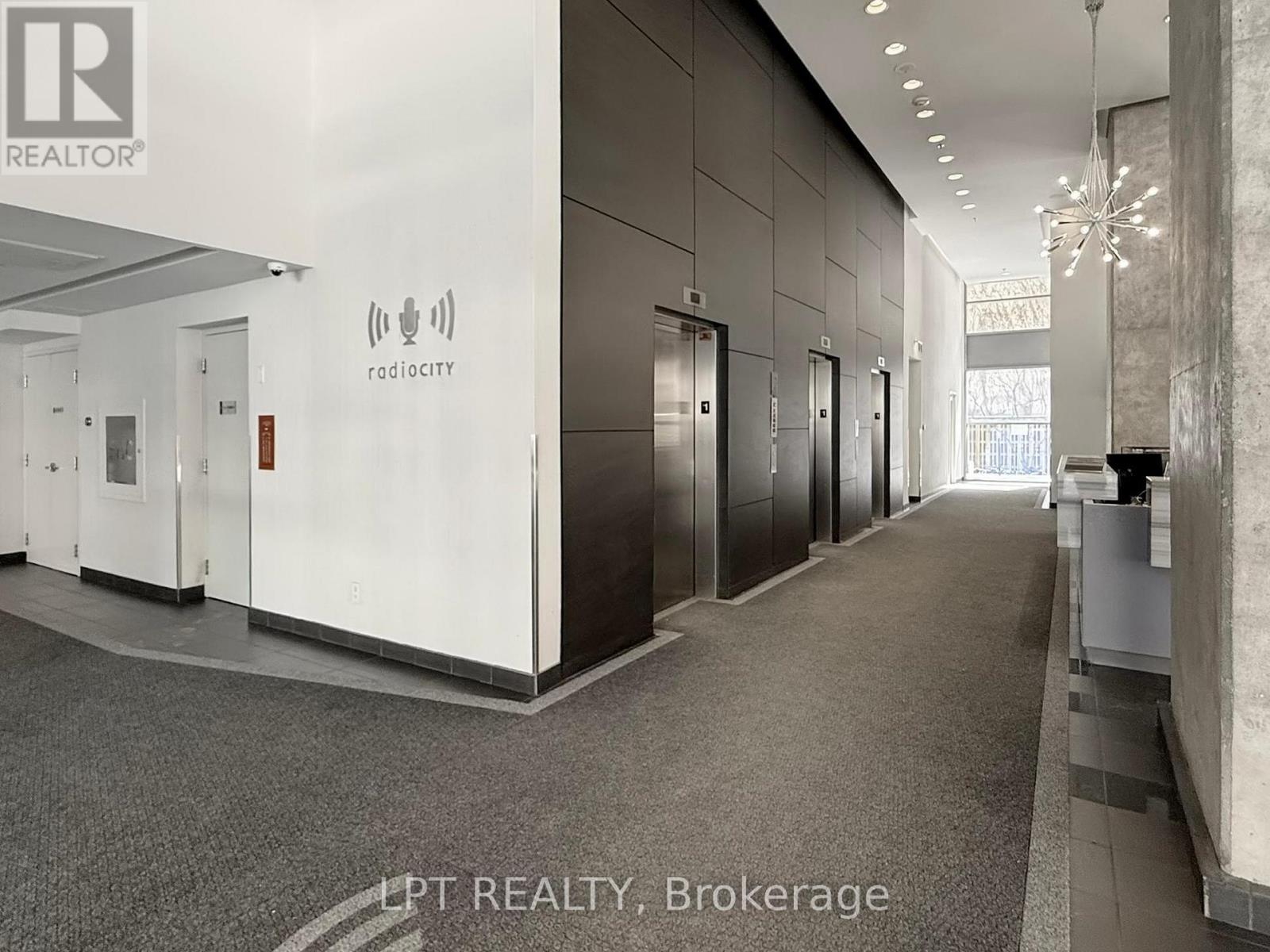 403 - 281 Mutual Street, Toronto, Ontario  M4Y 3C4 - Photo 18 - C12895852