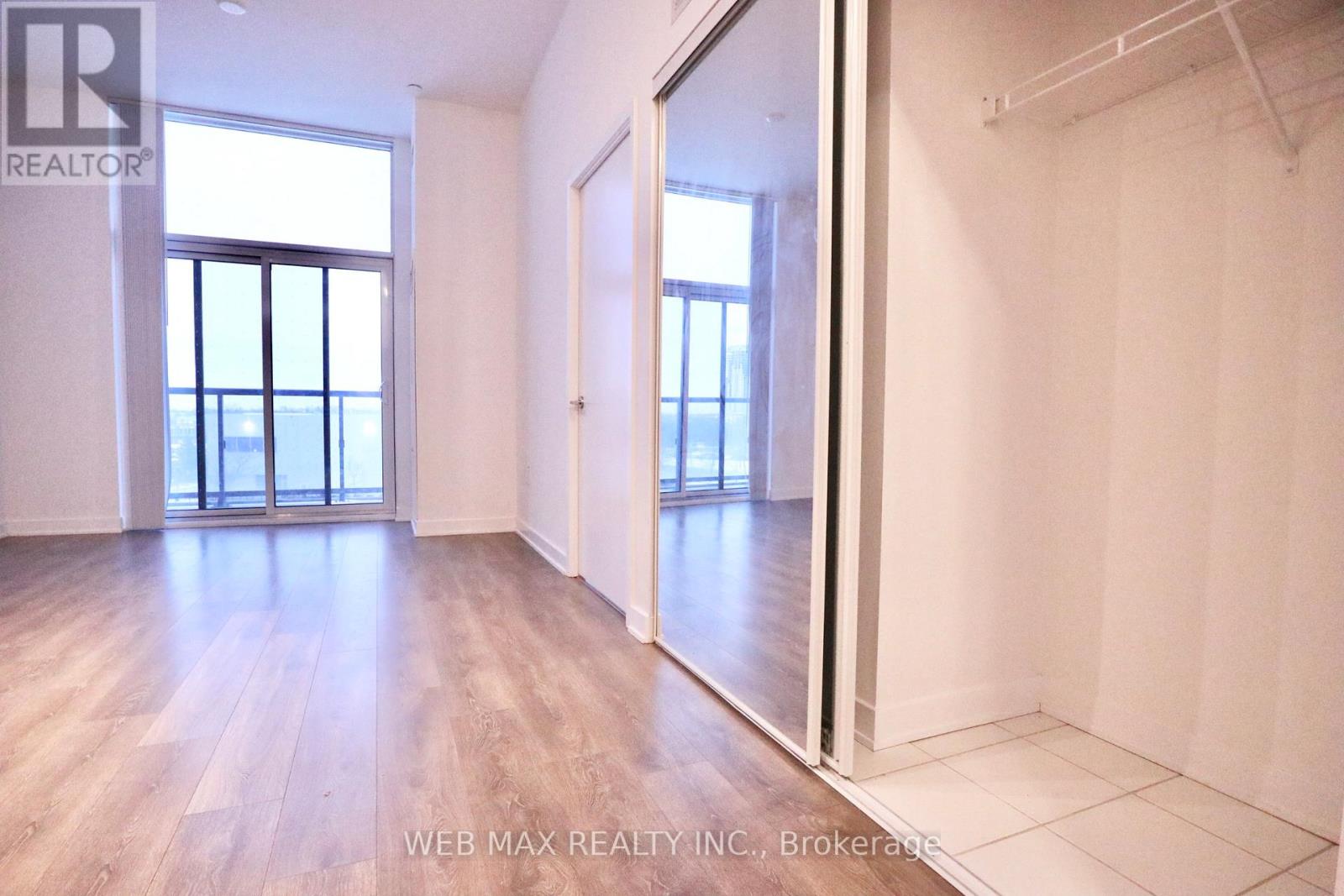 311 - 60 Honeycrisp Crescent, Vaughan, Ontario  L4K 0N5 - Photo 7 - N12948430