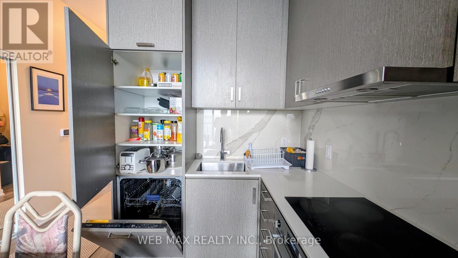 311 - 60 Honeycrisp Crescent, Vaughan, Ontario  L4K 0N5 - Photo 23 - N12948430