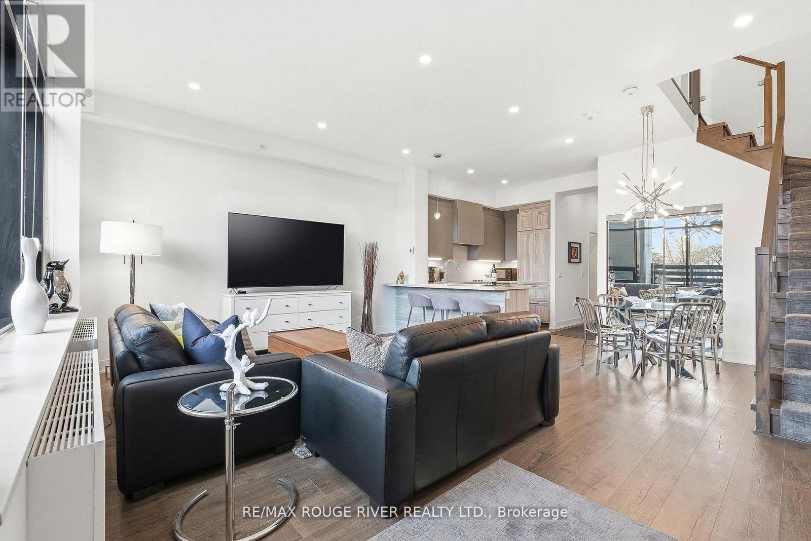 Th 104 - 2908 Highway 7, Vaughan, Ontario  L4K 0K5 - Photo 7 - N12948786