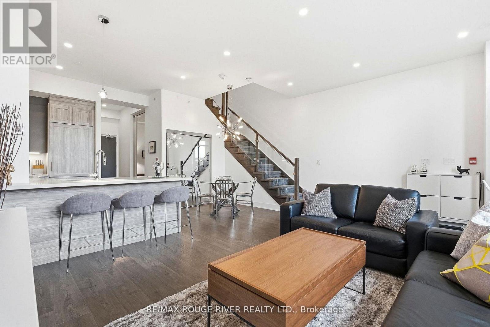 Th 104 - 2908 Highway 7, Vaughan, Ontario  L4K 0K5 - Photo 9 - N12948786