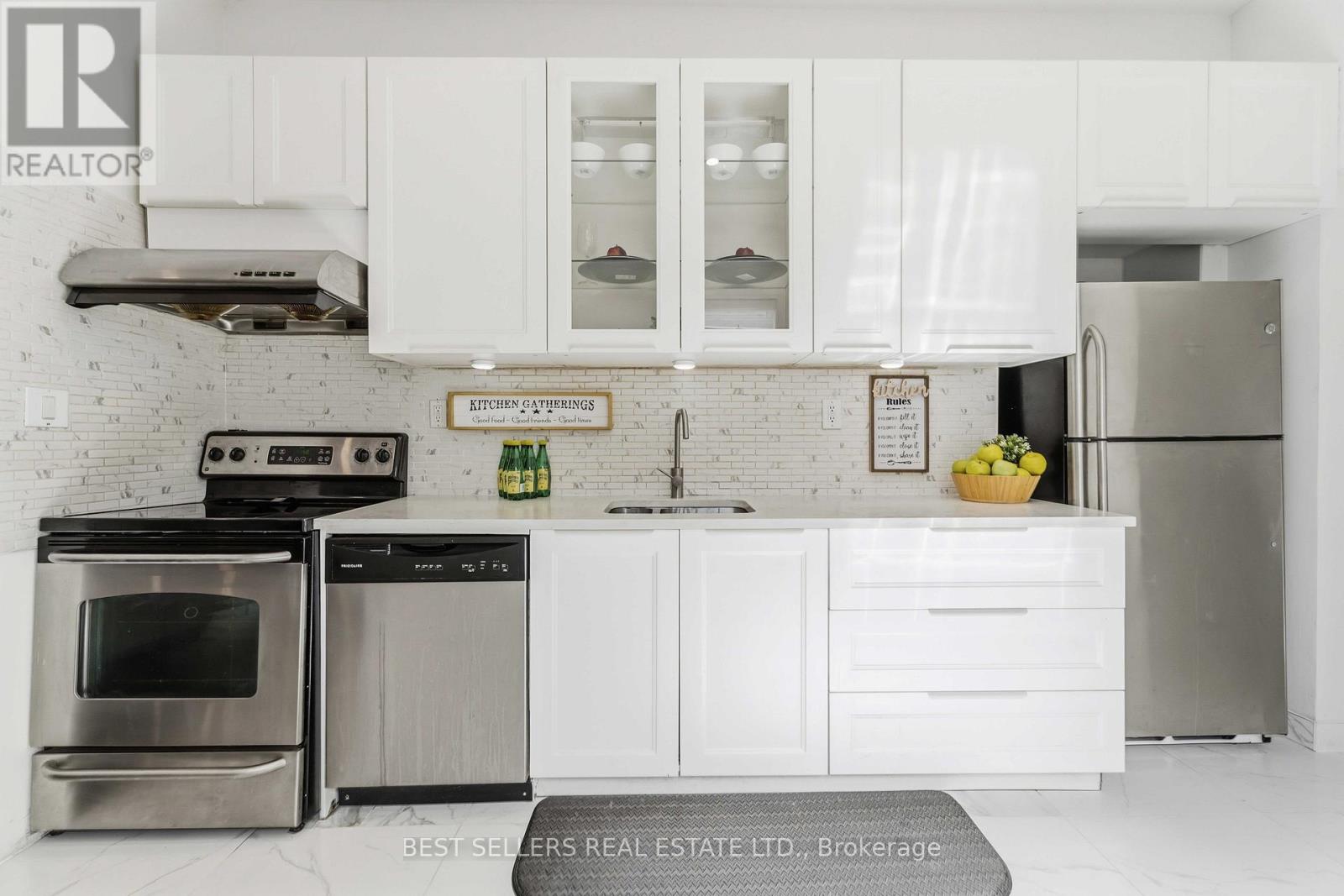 300 East Avenue N, Hamilton, Ontario  L8L 5J5 - Photo 6 - X12948812