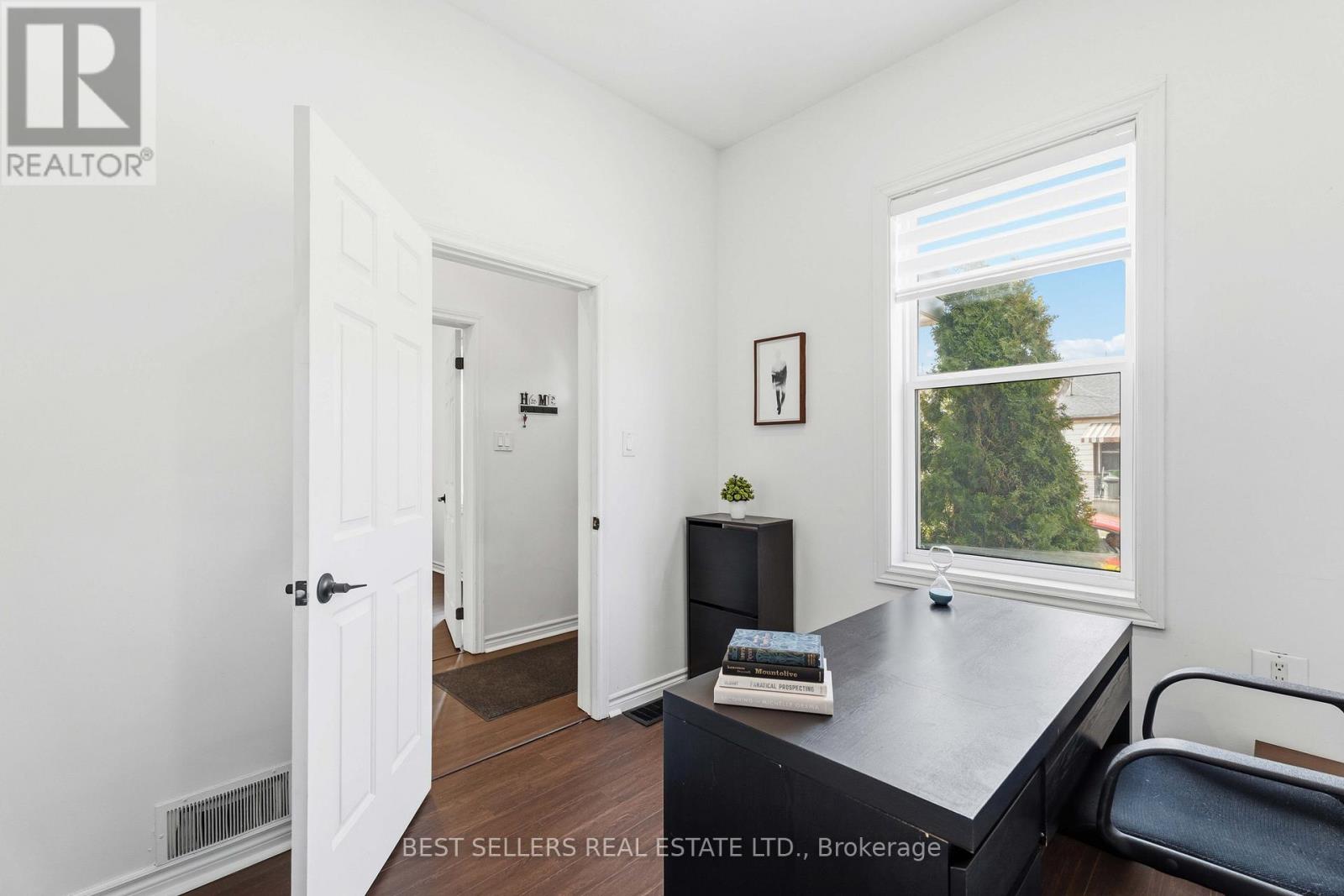 300 East Avenue N, Hamilton, Ontario  L8L 5J5 - Photo 12 - X12948812