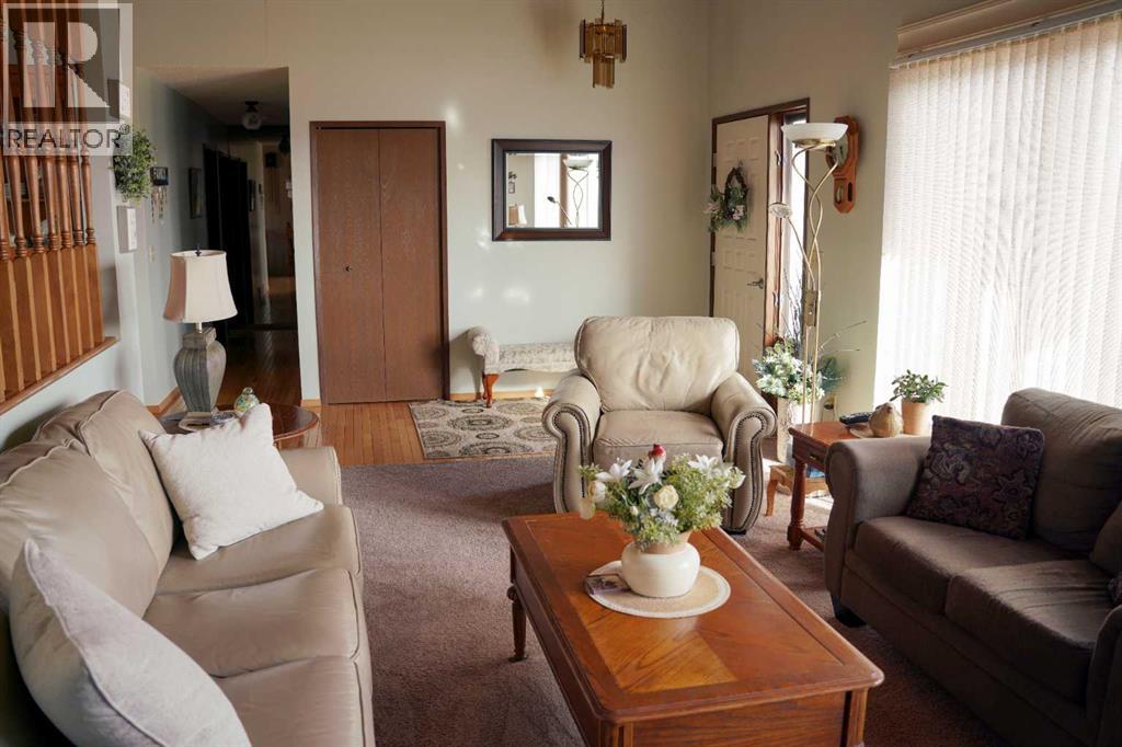 245 5 Avenue N, Vauxhall, Alberta  T0K 2K0 - Photo 4 - A2296752