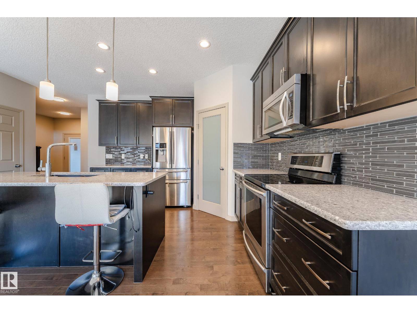 1945 Ainslie Link Sw, Edmonton, Alberta  T6W 2L9 - Photo 6 - E4477106