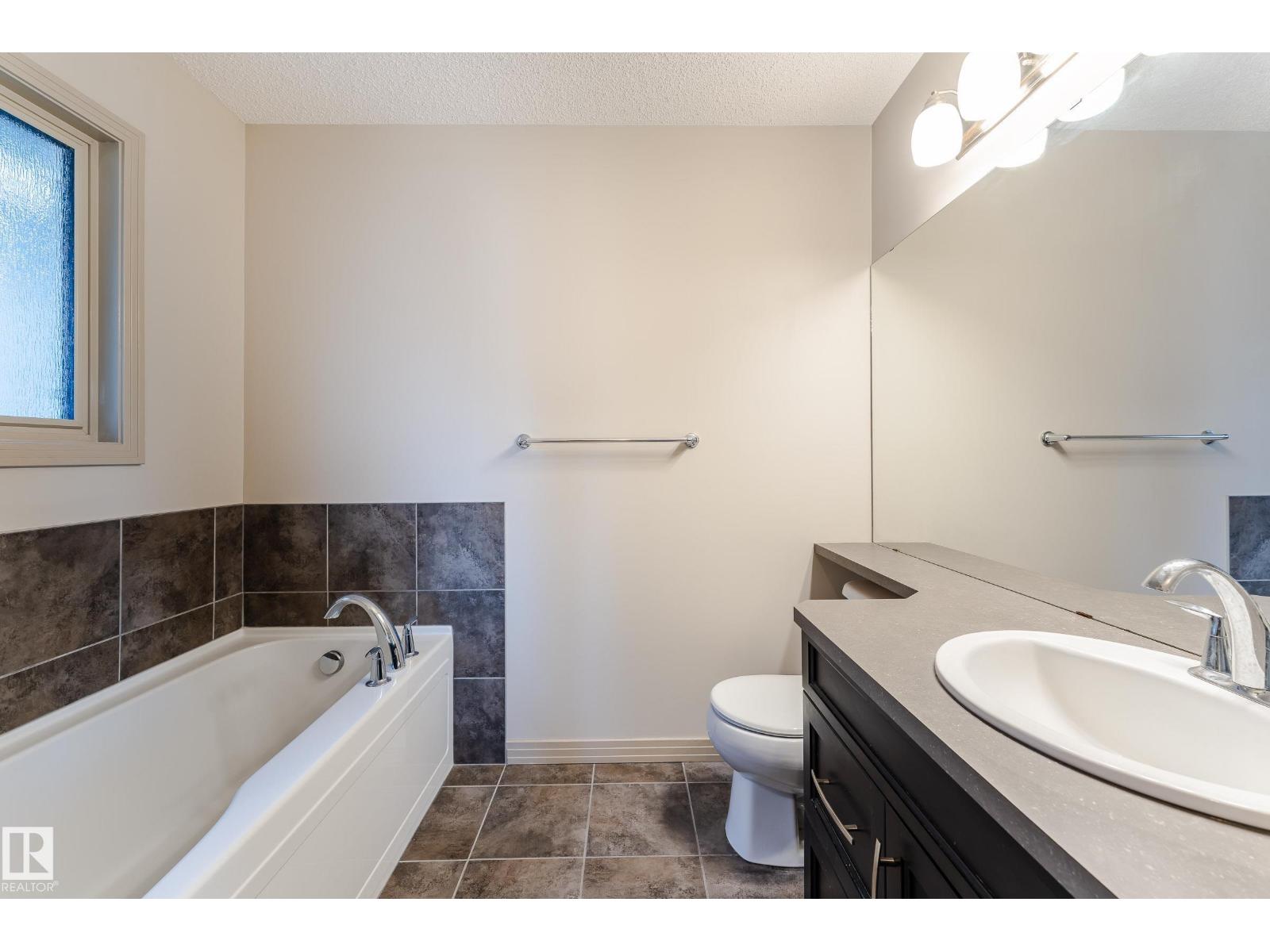 1945 Ainslie Link Sw, Edmonton, Alberta  T6W 2L9 - Photo 23 - E4477106